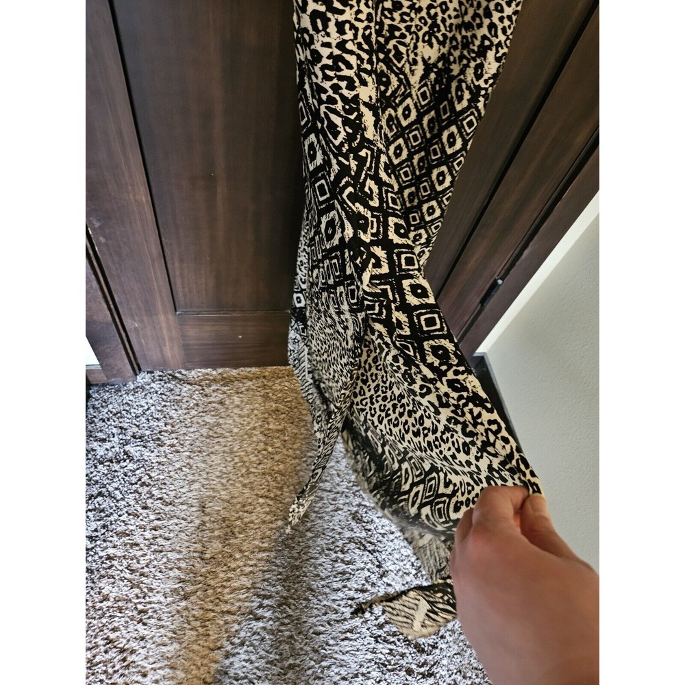 Euc Women's Plus Geometric Pattern Lightweight Ma… - image 5